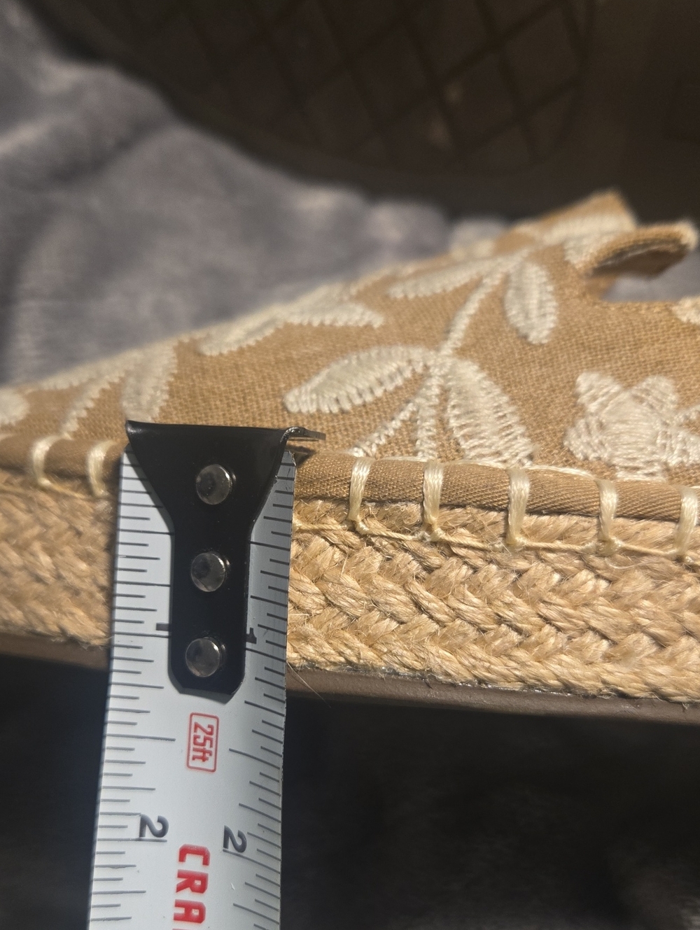JOIE-"Cara"Boho Tan Cream Espadrilles Floral Embroidery Low Platform-Size 8 - Picture 9 of 13